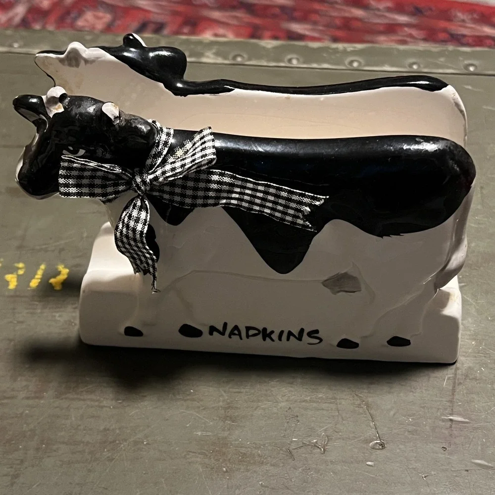 Vintage Ceramic Black & White Cow Napkin Holder Farmhouse Decor-CHIPSEEPIC